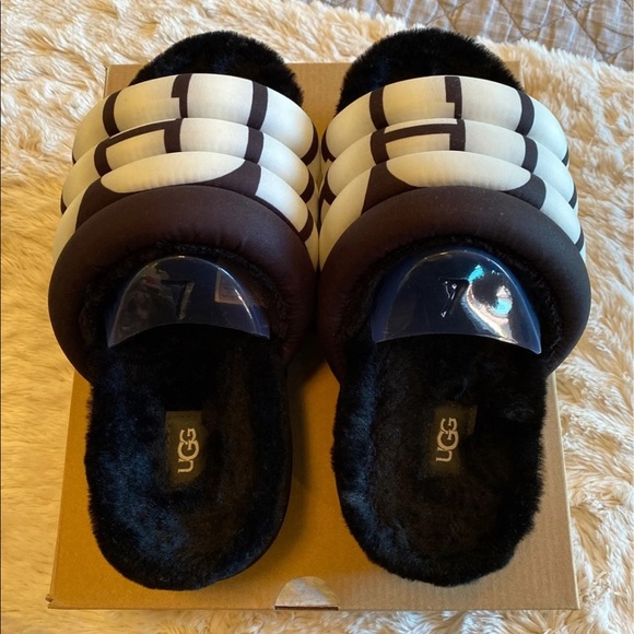 UGG MAXI SLIDE LOGO - Picture 9 of 12